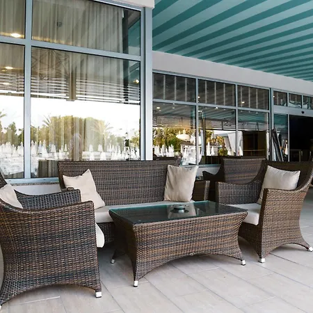 Insula & Hotel 5*