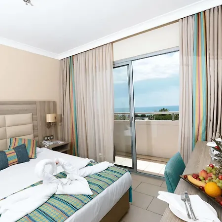 Insula & Hotel